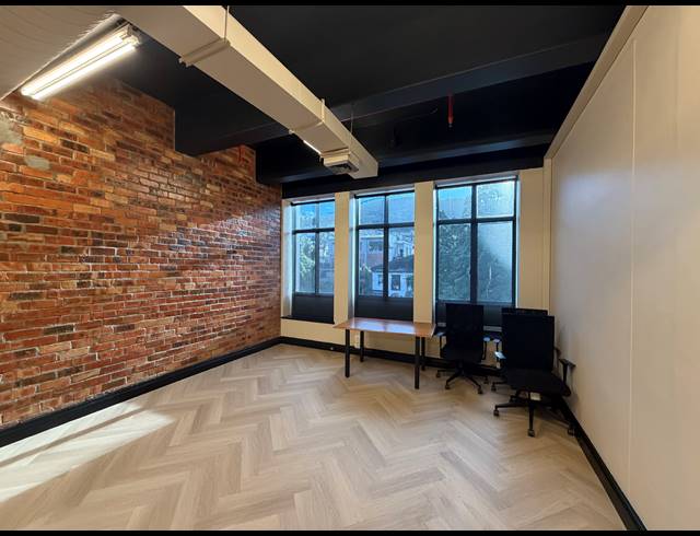 99M² BUILDING TO LET IN CAPE TOWN CITY CENTRE